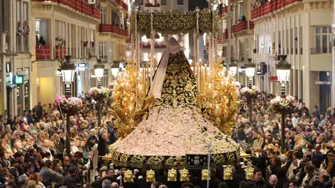 Soledad de Mena en calle Larios Soledad de Mena en calle Larios