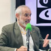 Carlos Carrizosa, als estudis de Barcelona. Carlos Carrizosa, als estudis de Barcelona.