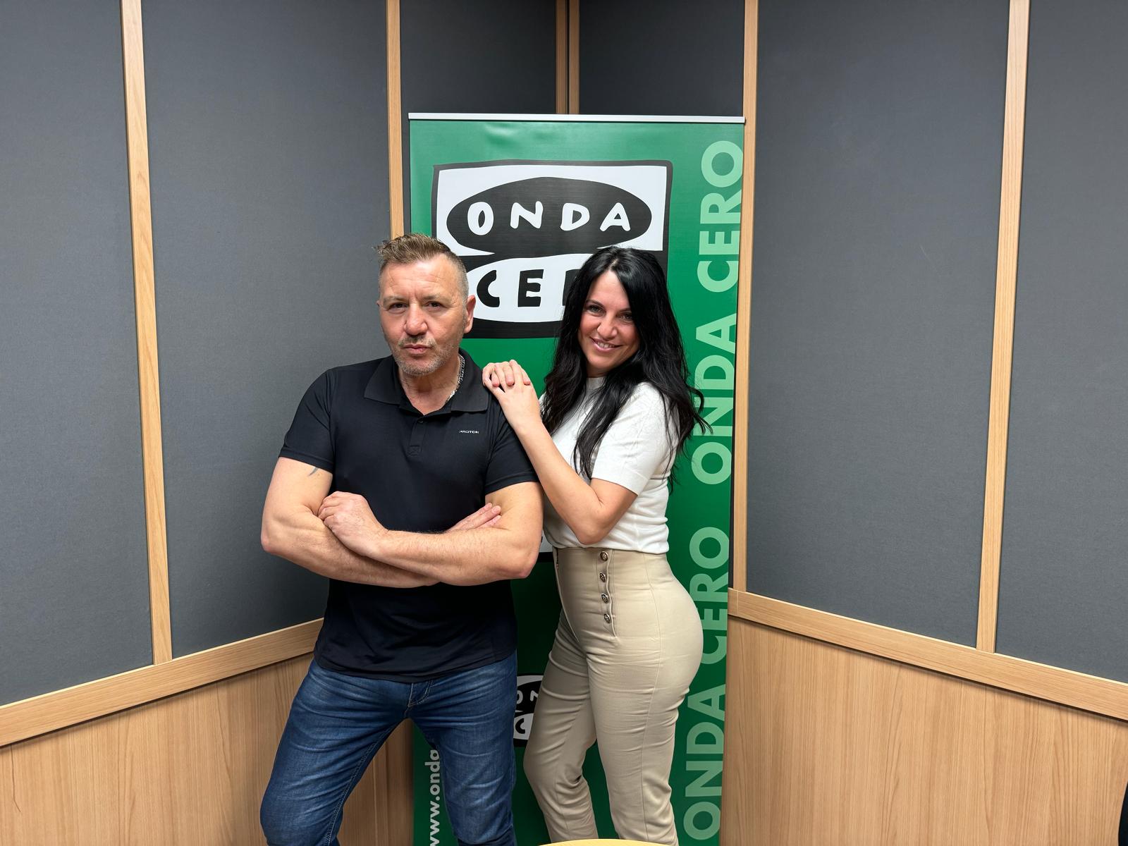 Miguel Noguera nos cuenta en Más de uno Alicante los detalles de los outfit de la boda del año Miguel Noguera nos cuenta en Más de uno Alicante los detalles de los outfit de la boda del año