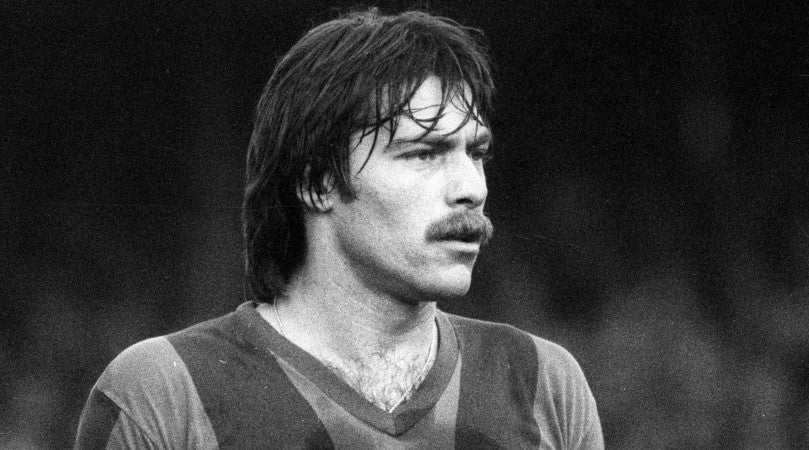 Migueli: "El fútbol antes era sentimiento y amistad, ahora ha cambiado mucho todo" Migueli: "El fútbol antes era sentimiento y amistad, ahora ha cambiado mucho todo"