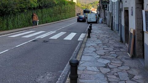 Las obras de la rua do Pombal comenzarán dentro de un mes y ampliarán la acera próxima a las viviendas además de carril bici