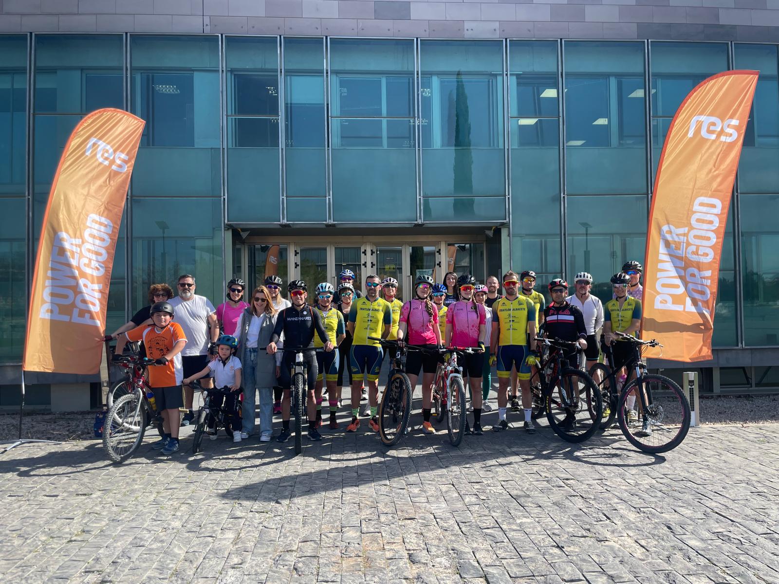 El Club Triatlón Albacete pasa a denominarse RES El Club Triatlón Albacete pasa a denominarse RES