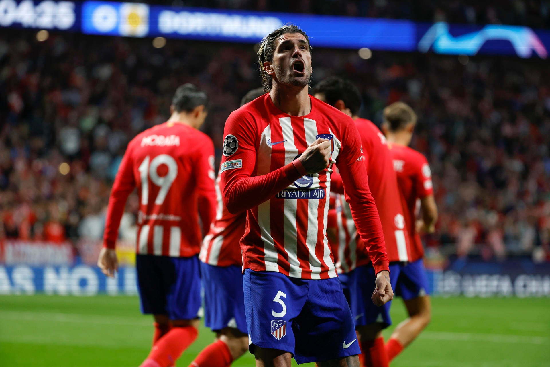 El Atlético logra una sufrida ventaja ante el Borussia Dortmund El Atlético logra una sufrida ventaja ante el Borussia Dortmund