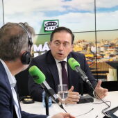 El ministro de Exteriores, José Manuel Albares, durante su entrevista con Carlos Alsina