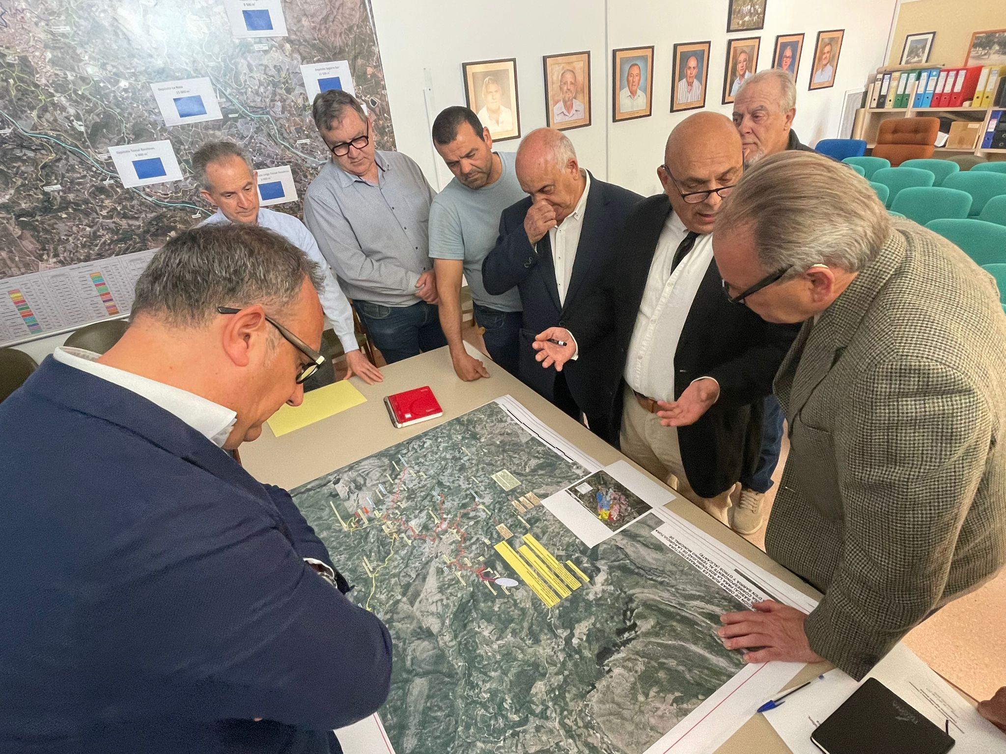 Hasta 30 comunidades de regantes de la Marina Baixa se unen en un proyecto para evitar tirar agua al mar Hasta 30 comunidades de regantes de la Marina Baixa se unen en un proyecto para evitar tirar agua al mar