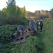 Fallece un agricultor de 70 años en Campo Real tras volcar con su tractor
