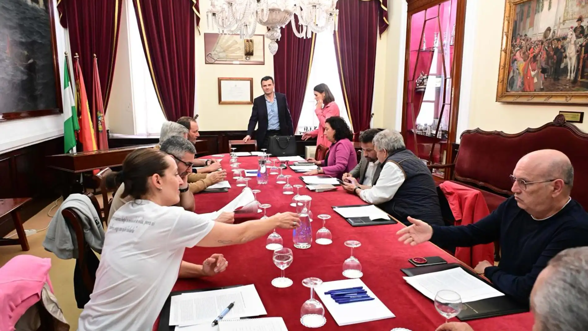 Reunión en el Ayuntamiento de Cádiz