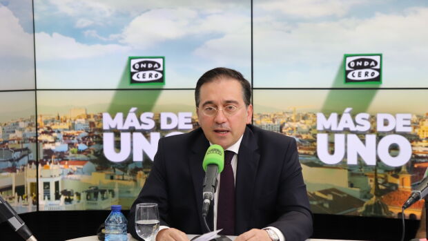José Manuel Albares, ministro de Exteriores, en los estudios de Onda Cero