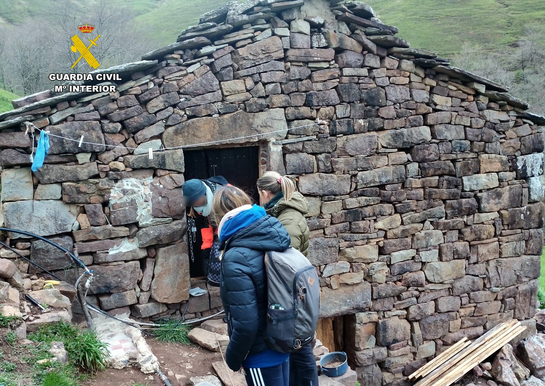 Localizado en una cabaña de Vega de Pas un menor de 7 años finlandés sustraído por su madre Localizado en una cabaña de Vega de Pas un menor de 7 años finlandés sustraído por su madre