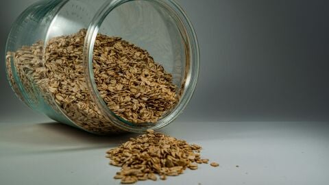 Imagen de recurso en un bote con avena