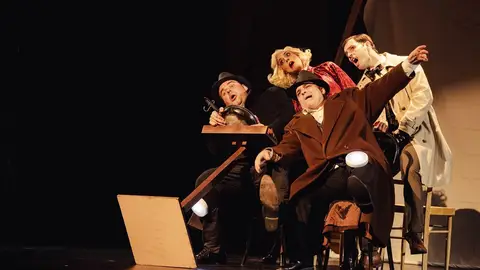 39 Escalones Teatro Flumen