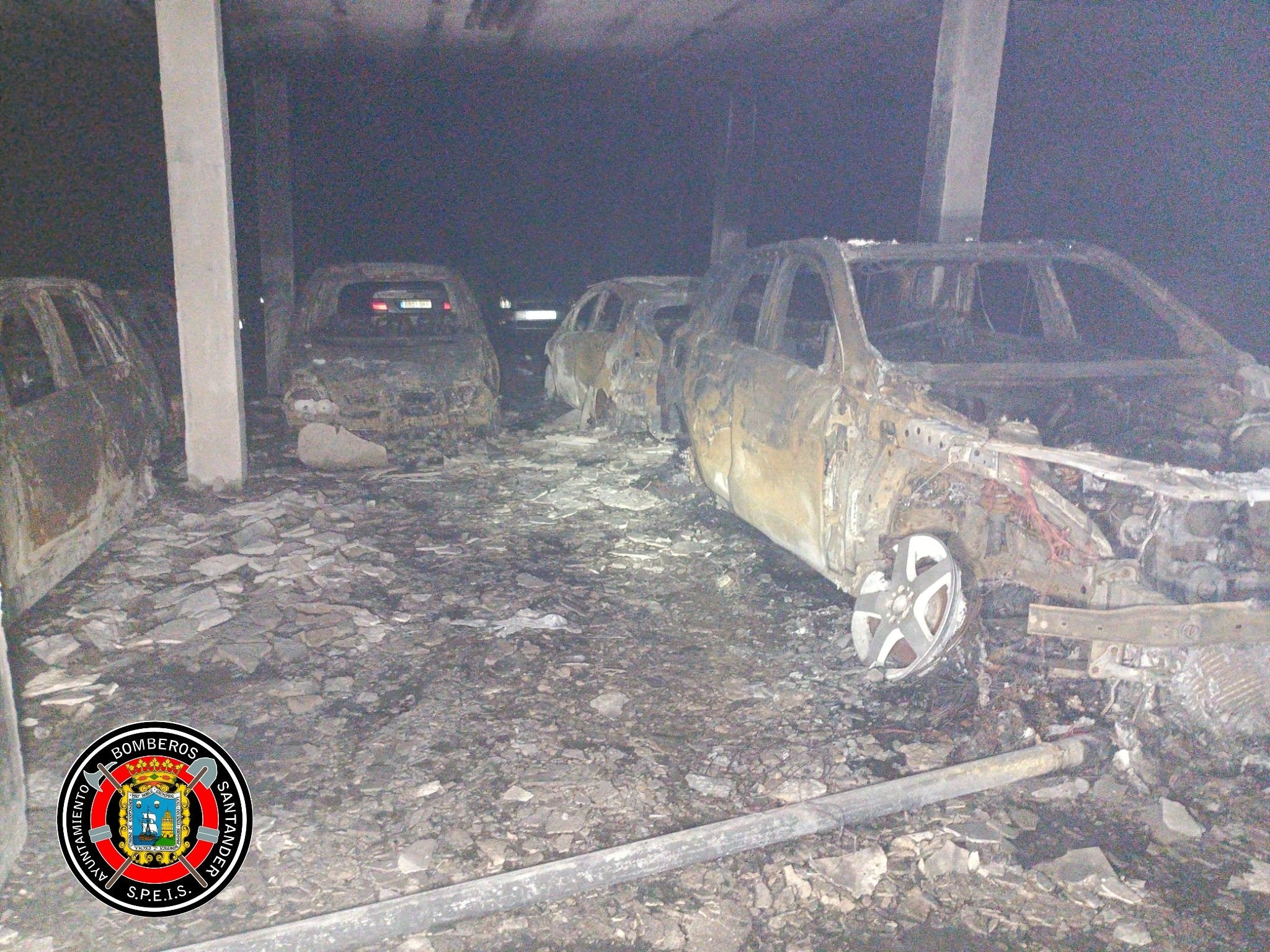 Detenidos dos sospechosos de provocar el incendio en el garaje de El Alisal hace tres meses Detenidos dos sospechosos de provocar el incendio en el garaje de El Alisal hace tres meses