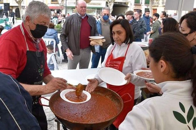 Doña Mencía vuelve a rematar la aceituna Doña Mencía vuelve a rematar la aceituna