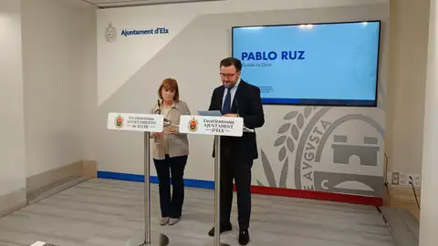 José Navarro renuncia como concejal tras la polémica del Viernes de Dolores en Santa María José Navarro renuncia como concejal tras la polémica del Viernes de Dolores en Santa María