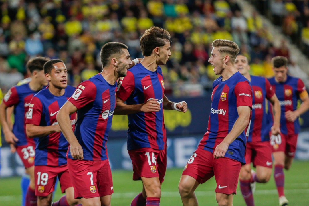 El Barcelona se impone al Cádiz antes del Clásico El Barcelona se impone al Cádiz antes del Clásico