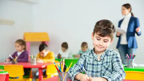 Niños autistas en los colegios Niños autistas en los colegios