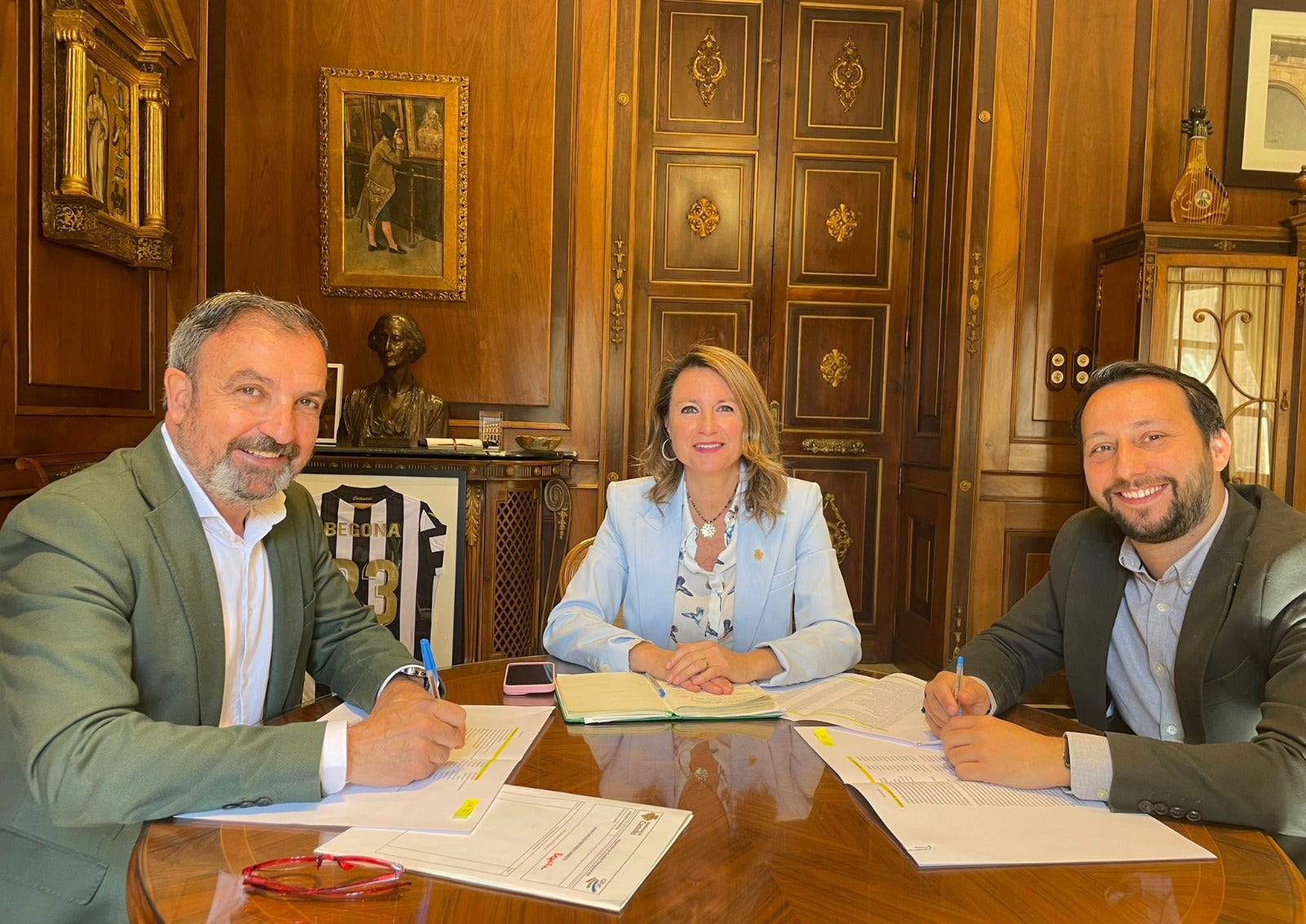 Castelló destina 12 millones para la limpieza viaria de la ciudad Castelló destina 12 millones para la limpieza viaria de la ciudad