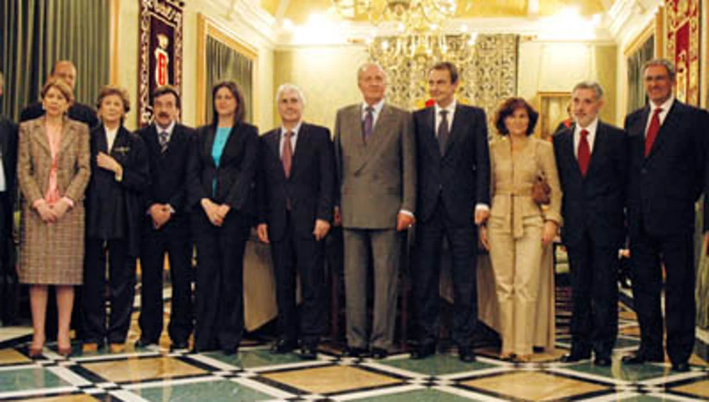 Acto de constitución del Real Patronato en el Ayuntamiento de Cuenca en 2004