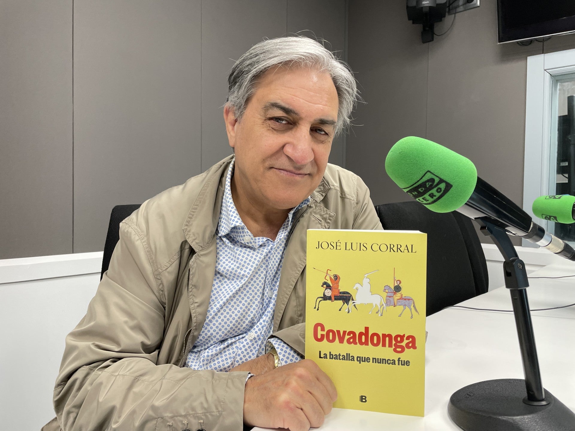 José Luis Corral: "el pasado no justifica el presente, pero si ayuda a explicarlo" José Luis Corral: "el pasado no justifica el presente, pero si ayuda a explicarlo"