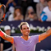 El tenista español, Rafael Nadal, muestra su alegría al finalizar su partido de primera ronda del Godó. El tenista español, Rafael Nadal, muestra su alegría al finalizar su partido de primera ronda del Godó.