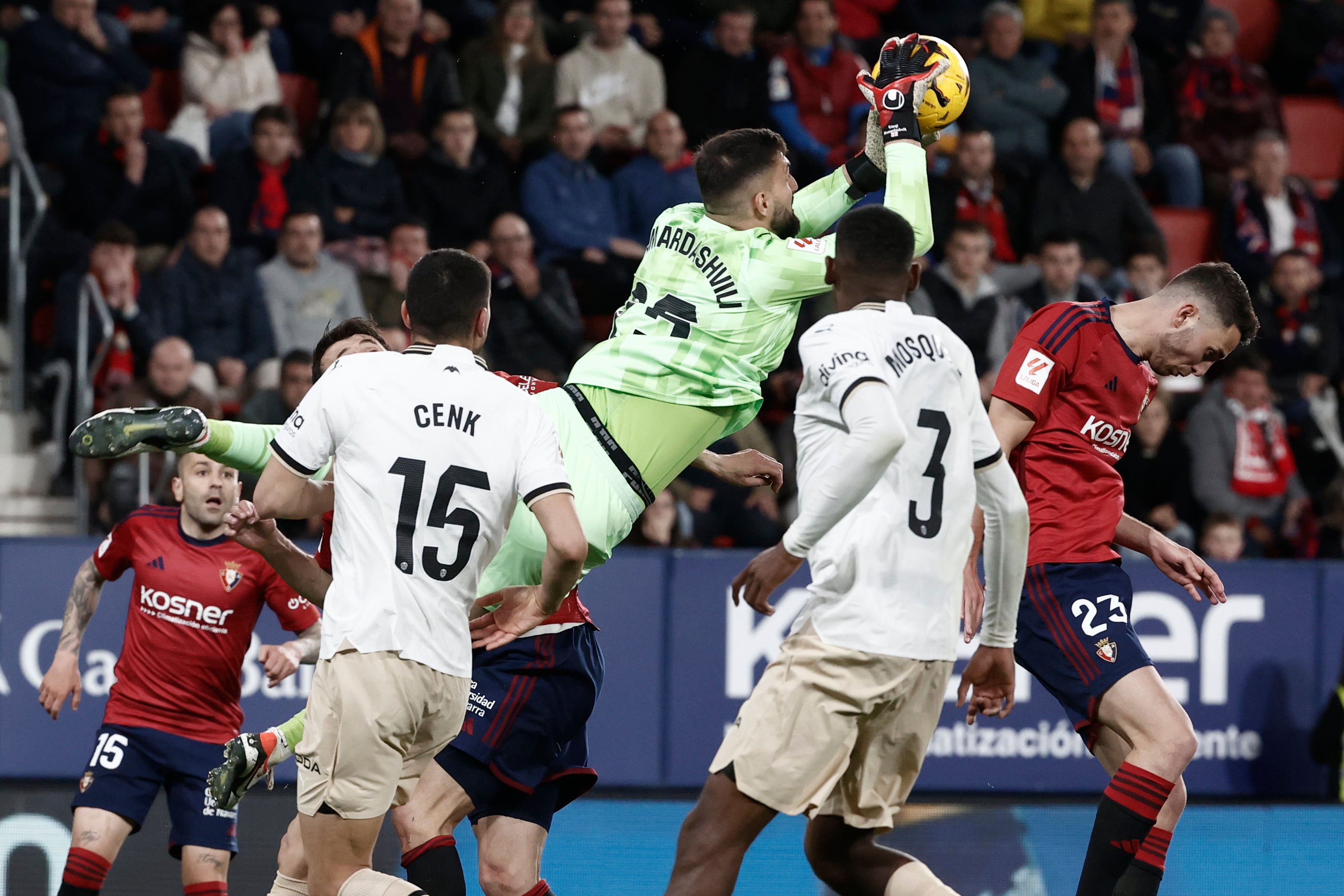 El Valencia es el tercer equipo menos goleado del campeonato El Valencia es el tercer equipo menos goleado del campeonato