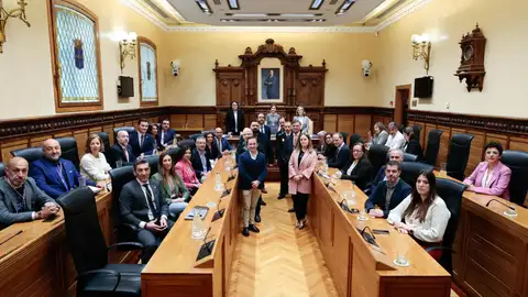 Pleno de honores y distinciones de Gijón de 2024 Pleno de honores y distinciones de Gijón de 2024