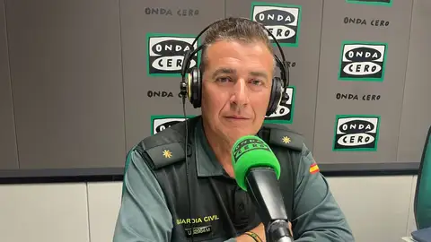 El Comandante Roldán en los estudios de Onda Cero Castellón. El Comandante Roldán en los estudios de Onda Cero Castellón.