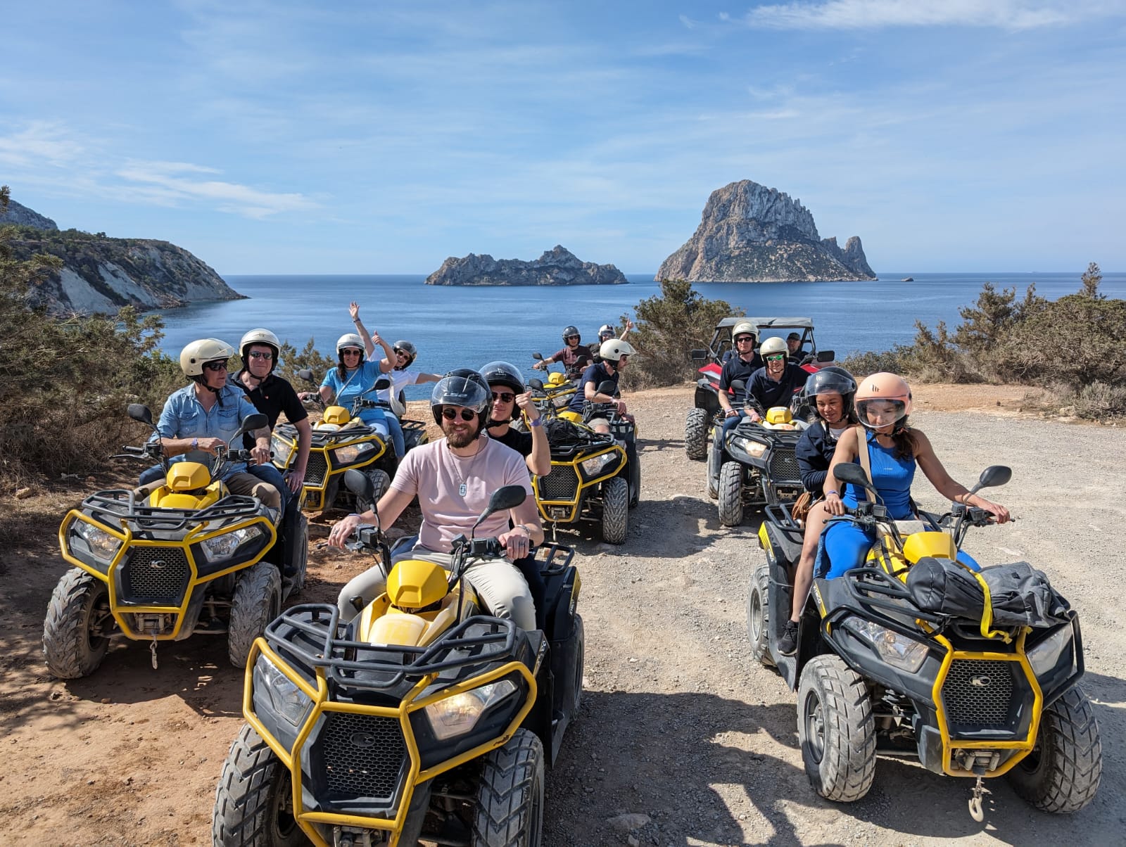 Emove Ibiza: Descubriendo la isla de Ibiza sobre ruedas eléctricas y sostenibles Emove Ibiza: Descubriendo la isla de Ibiza sobre ruedas eléctricas y sostenibles
