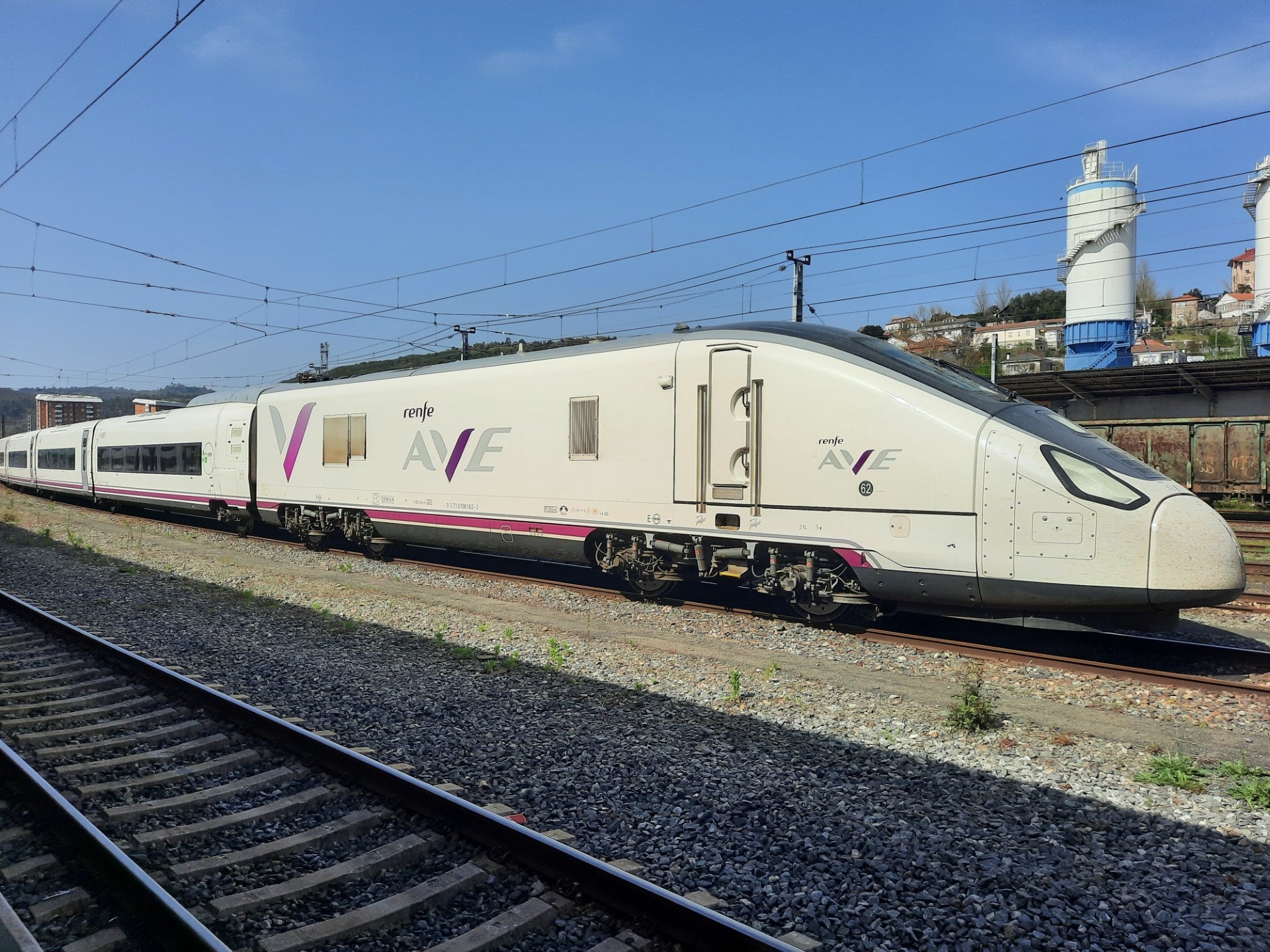 Junta exige a Puente que el AVE a Jaén pase por Manzanares, Valdepeñas y Alcázar Junta exige a Puente que el AVE a Jaén pase por Manzanares, Valdepeñas y Alcázar