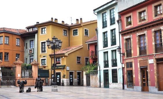 Alfredo Canteli: El auge de los pisos turísticos, "no es el problema de Oviedo en absoluto" Alfredo Canteli: El auge de los pisos turísticos, "no es el problema de Oviedo en absoluto"