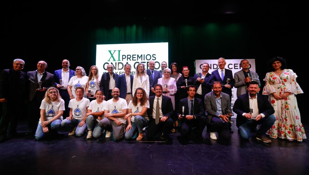 Foto con los ganadores de la edición 2023