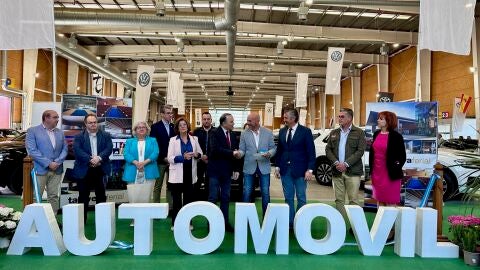 sal&oacute;n autom&oacute;vil