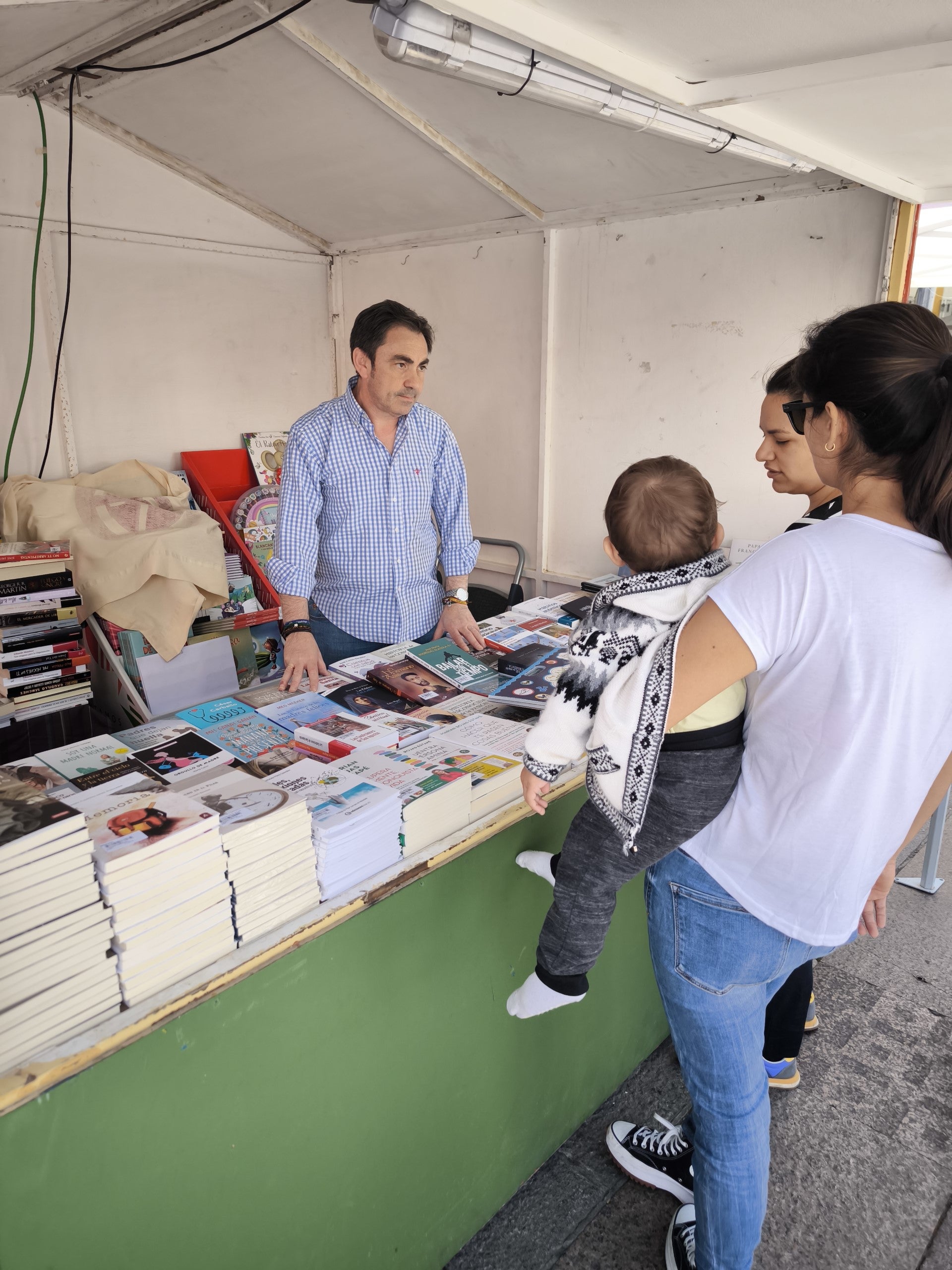 Arranca la Feria del Libro de Ciudad Real con la participación de15 libreros y editoriales Arranca la Feria del Libro de Ciudad Real con la participación de15 libreros y editoriales