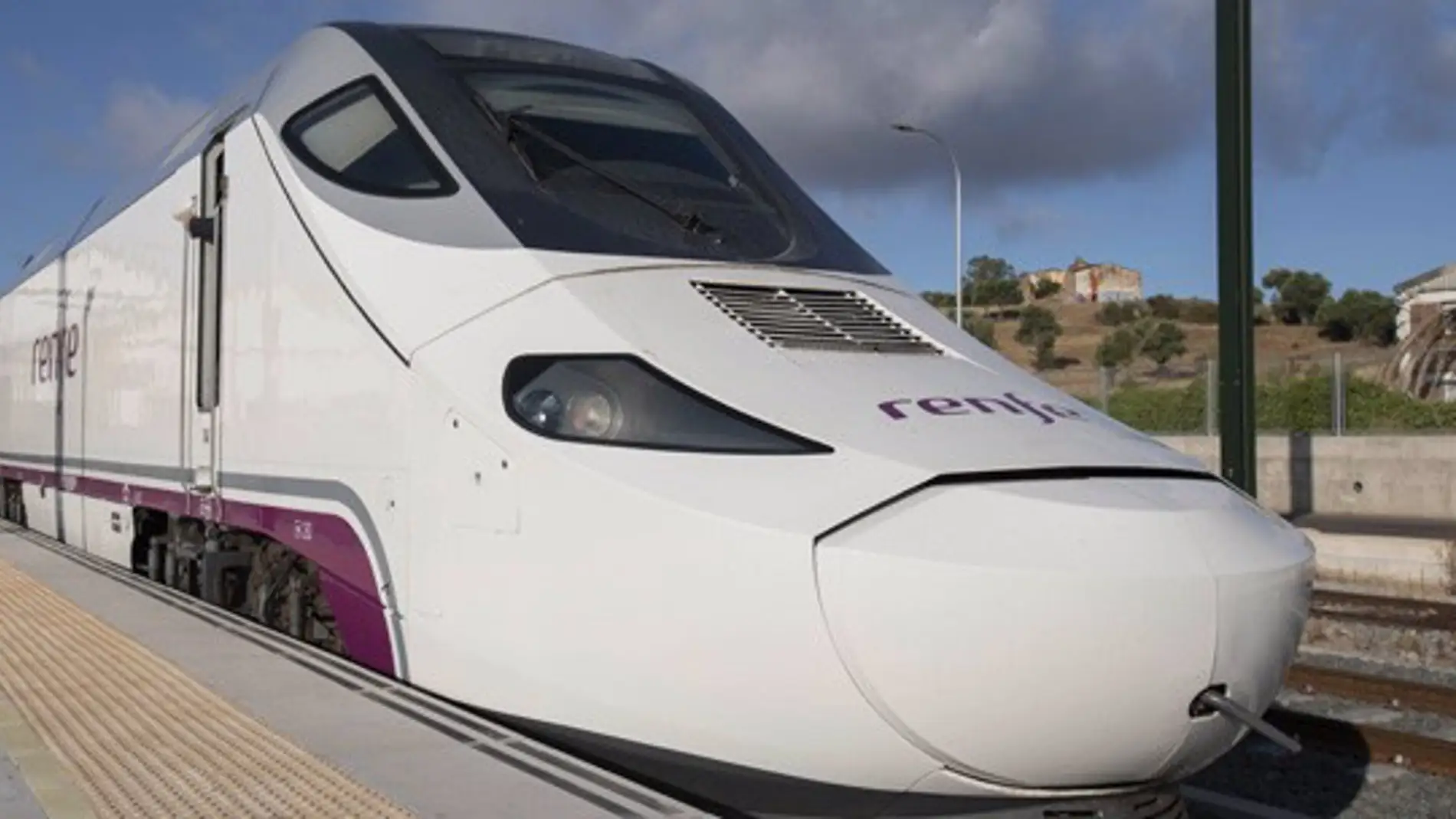 La línea Badajoz-Madrid contará con un nuevo tren híbrido Alvia S-730 a partir de junio