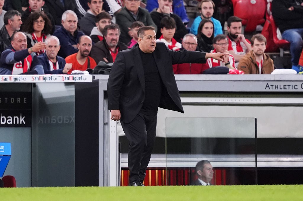 José Ramón Sandoval: "Este equipo tiene que sumar" José Ramón Sandoval: "Este equipo tiene que sumar"