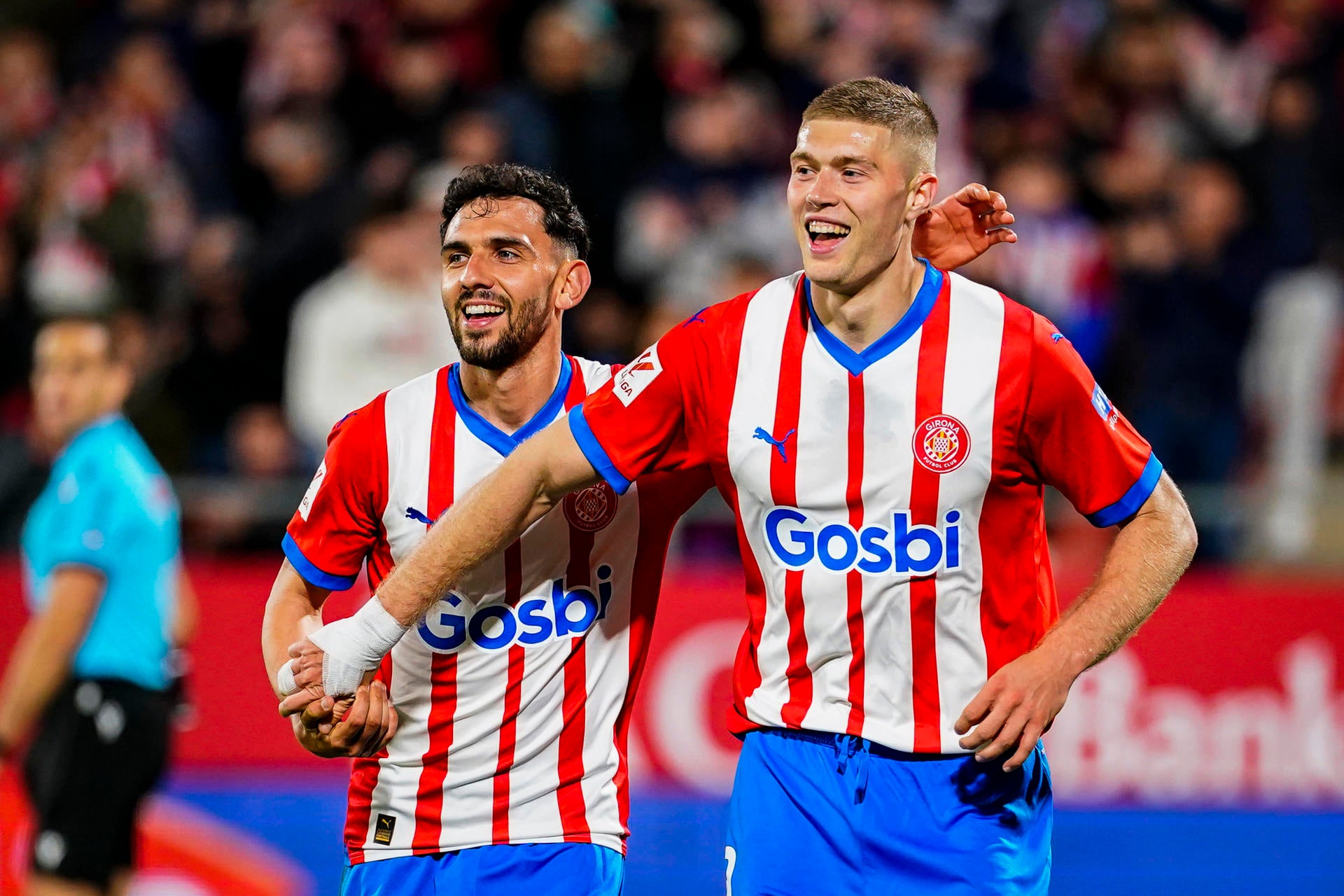 El Girona golea al Cádiz y se asegura el billete para Europa El Girona golea al Cádiz y se asegura el billete para Europa