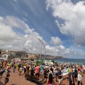 Manifestaciones en toda Canarias exigiendo el fin del modelo turístico de masas | 2
