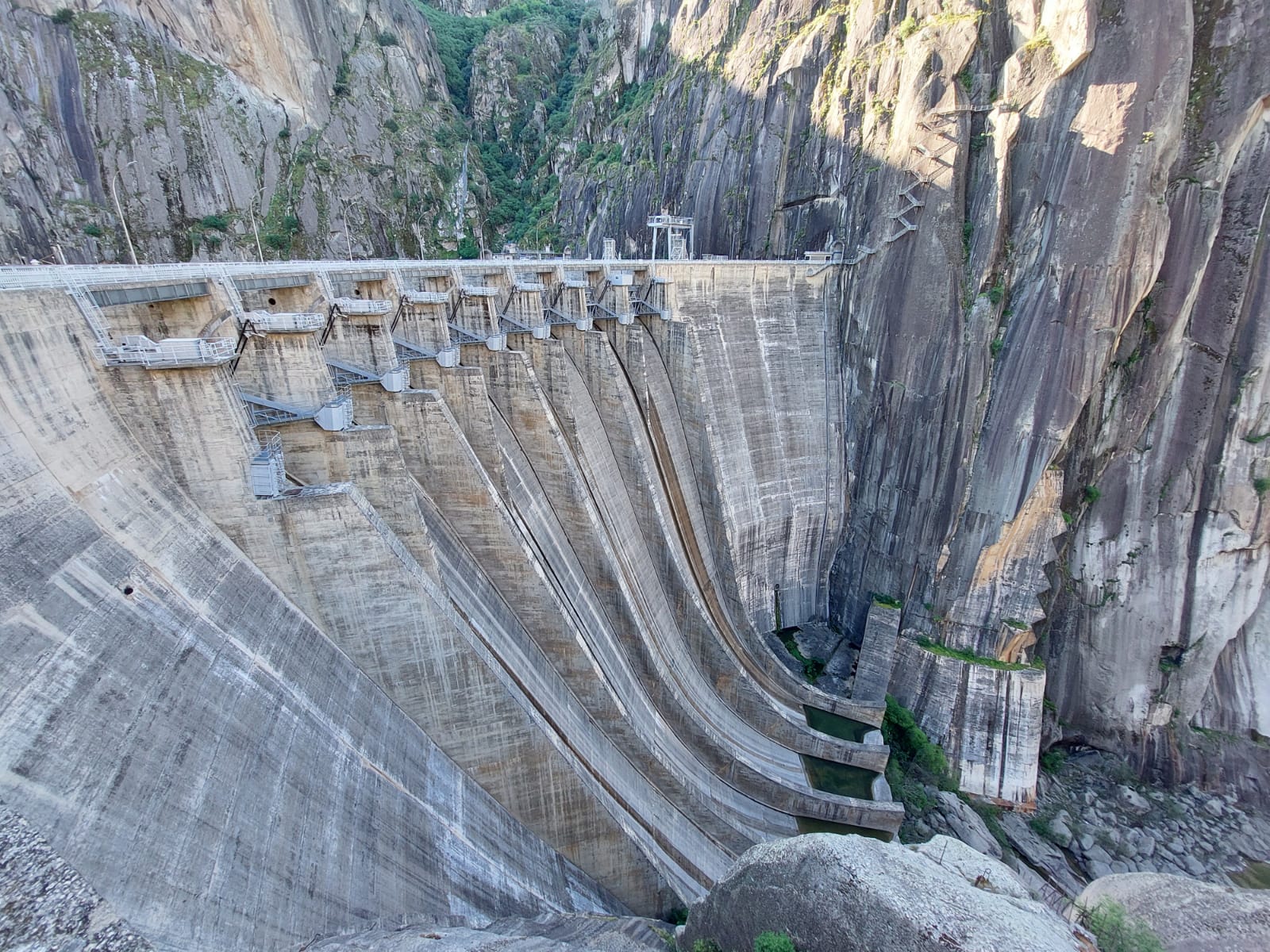 Víctor Matellano, sobre la presa de Aldeadávila: "Ver este super decorado que está en películas míticas fue muy potente" Víctor Matellano, sobre la presa de Aldeadávila: "Ver este super decorado que está en películas míticas fue muy potente"