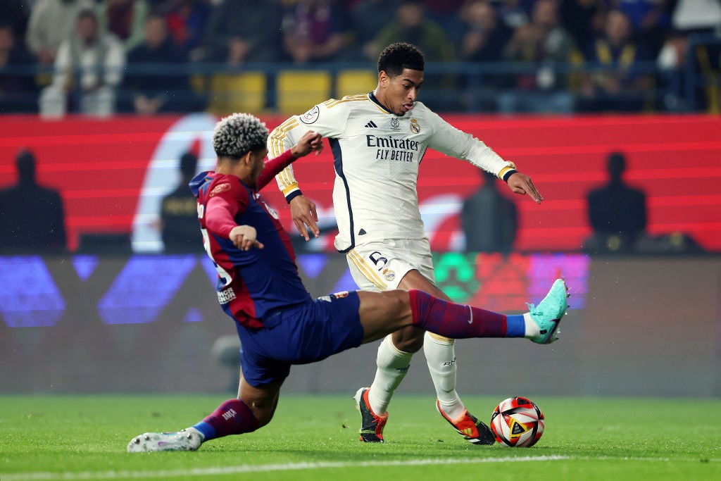 Alineaciones del Real Madrid - Barcelona en el Clásico de LaLiga Alineaciones del Real Madrid - Barcelona en el Clásico de LaLiga