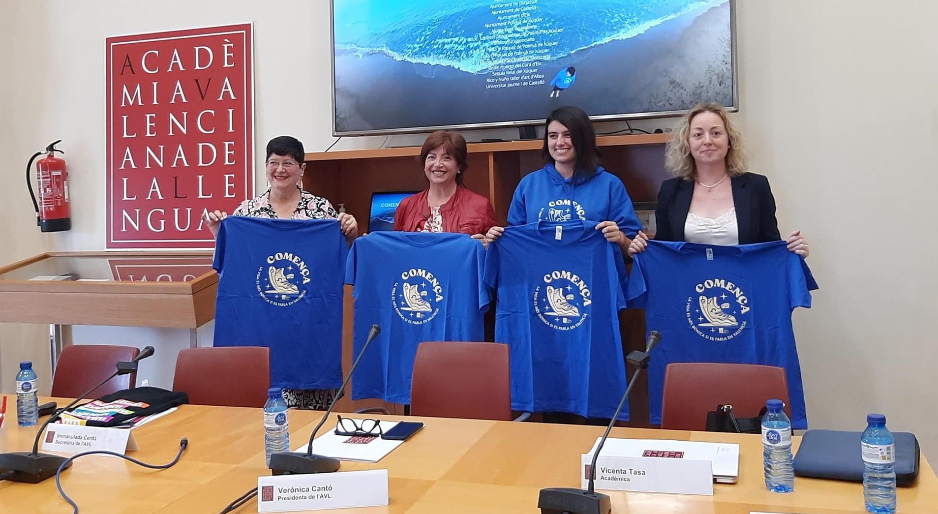 La AVL estudia la Ley de Educación de PP y VOX: "Nunca ha habido imposición del valenciano" La AVL estudia la Ley de Educación de PP y VOX: "Nunca ha habido imposición del valenciano"