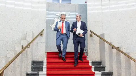 Ángel Victor Torres, Ministro de Administraciones Públiicas y Fernando Clavijo, Presidente del Gobierno de Canarias en una foto de archivo Ángel Victor Torres, Ministro de Administraciones Públiicas y Fernando Clavijo, Presidente del Gobierno de Canarias en una foto de archivo
