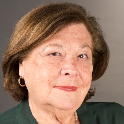 La actriz Aina Frau reivindica el papel de las mujeres veteranas en el cine: "Parece que a las mujeres mayores no nos pasan cosas" La actriz Aina Frau reivindica el papel de las mujeres veteranas en el cine: "Parece que a las mujeres mayores no nos pasan cosas"