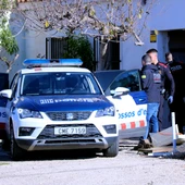 Mossos d'Esquadra en un operativo. Mossos d'Esquadra en un operativo.