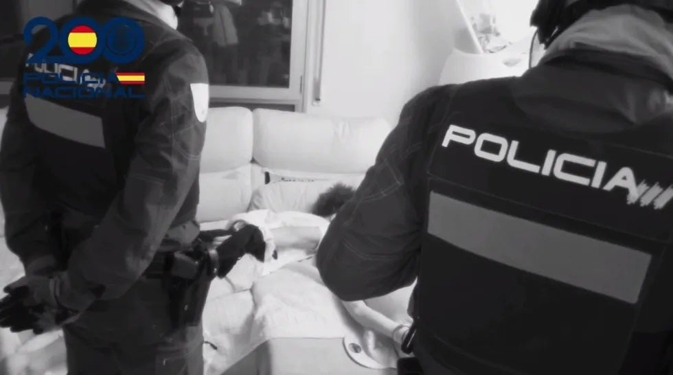 Policía Nacional detiene a 27 miembros de la banda juvenil 'Trinitarios' en Pamplona Policía Nacional detiene a 27 miembros de la banda juvenil 'Trinitarios' en Pamplona