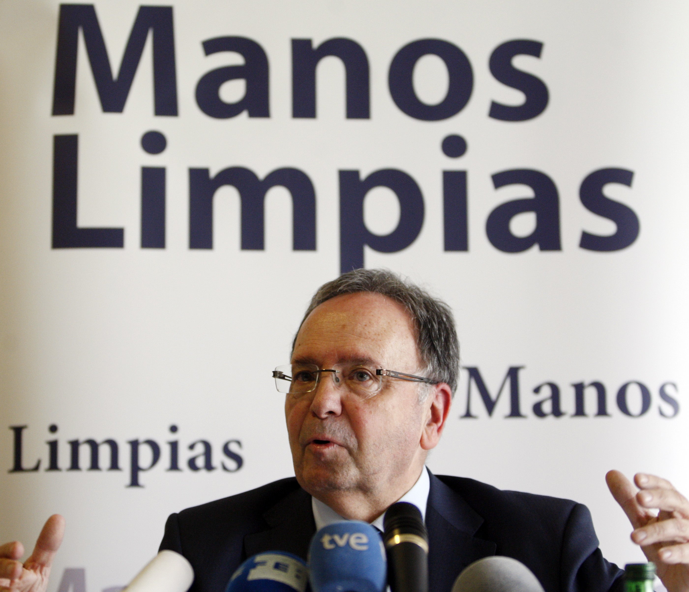 Qué es Manos Limpias, el sindicato que ha denunciado a Begoña Gómez, la esposa de Pedro Sánchez Qué es Manos Limpias, el sindicato que ha denunciado a Begoña Gómez, la esposa de Pedro Sánchez