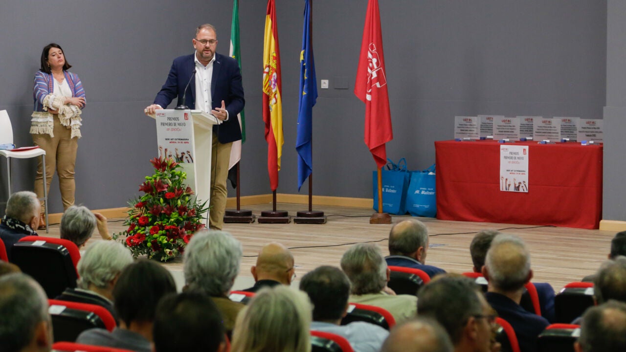 El alcalde anuncia la puesta en marcha de un Plan de Empleo Especial ...