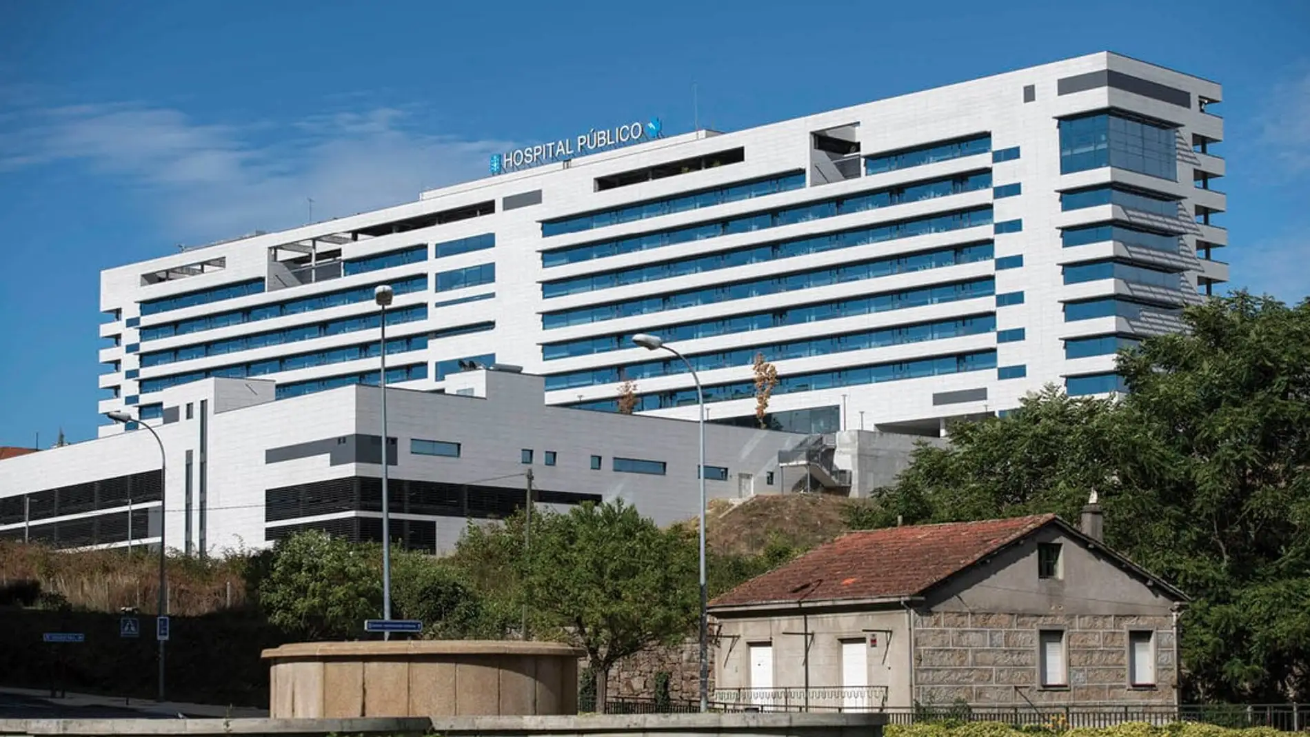 Os hospitais públicos de Ourense incorporan 35 novos médicos de diversas especialidades
