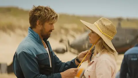 Los actores Ryan Gosling y Emily Blunt, en una imagen promocional de 'El especialista' Los actores Ryan Gosling y Emily Blunt, en una imagen promocional de 'El especialista'