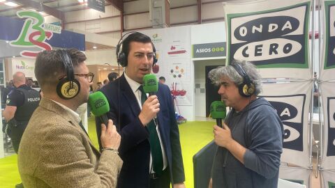 Al.26-04 Expolevante