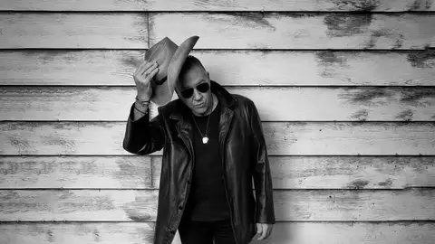 Revolver presenta su nuevo trabajo, Playlist Revolver presenta su nuevo trabajo, Playlist